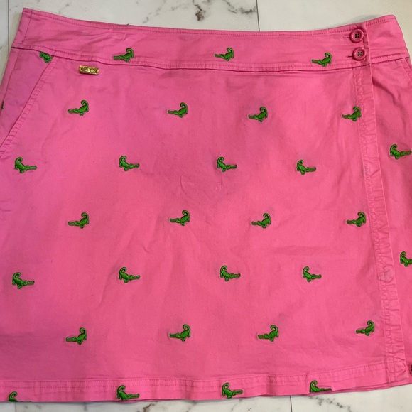 Lilly Pulitzer Other - Lilly Pulitzer Vibrant Pink Skort with Embroidered Green Alligators